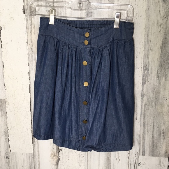 Paper Crane Dresses & Skirts - Paper Crane Indigo Chambray Button Front Skirt SzS